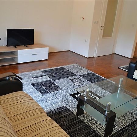Apartment Luka โอครีด ภายนอก รูปภาพ