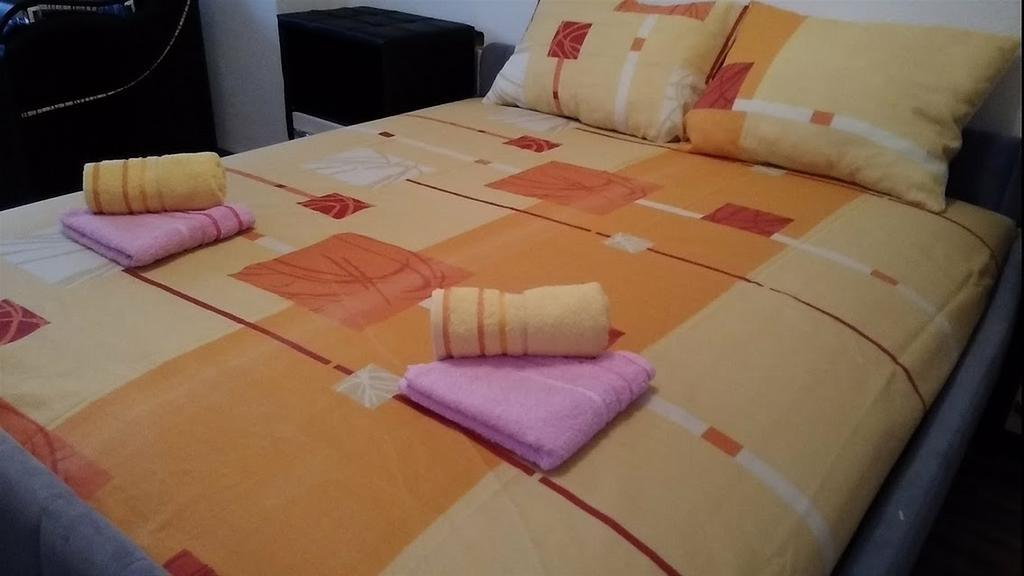 Apartment Luka โอครีด ภายนอก รูปภาพ